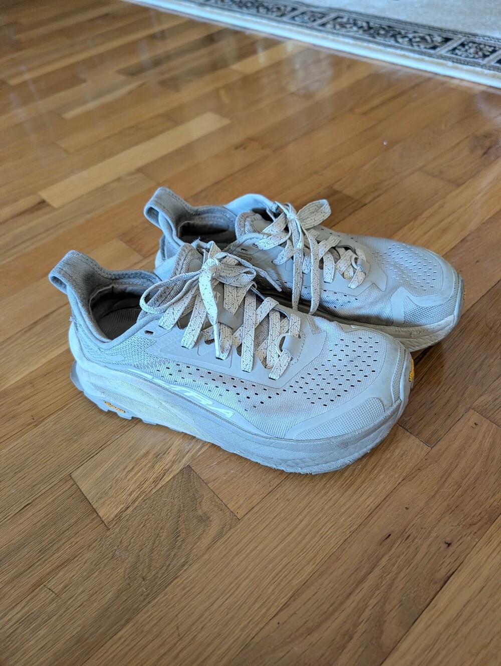 Beige Women's Altra Trail Running Shoes 7 38